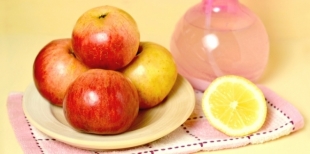 Как правильно мыть фрукты